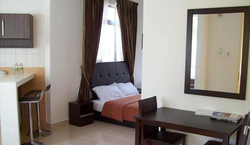 Seri Bayu Resort Hotel Sungai Pelek Εξωτερικό φωτογραφία