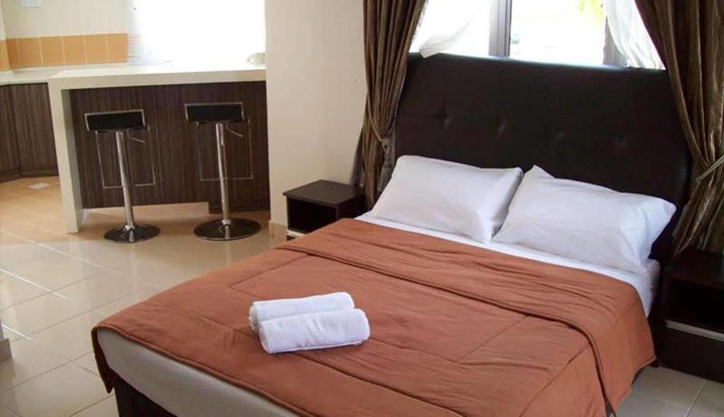 Seri Bayu Resort Hotel Sungai Pelek Εξωτερικό φωτογραφία