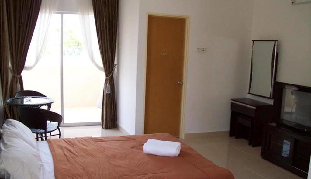 Seri Bayu Resort Hotel Sungai Pelek Εξωτερικό φωτογραφία