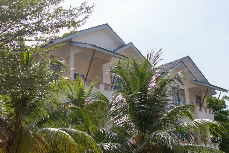 Seri Bayu Resort Hotel Sungai Pelek Εξωτερικό φωτογραφία